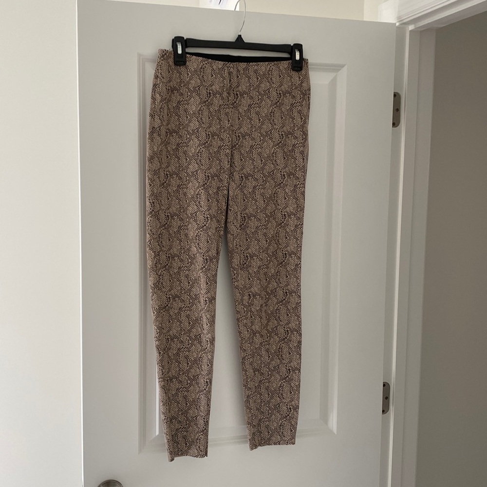 ZARA Snakeskin Legging Like New Size Medium